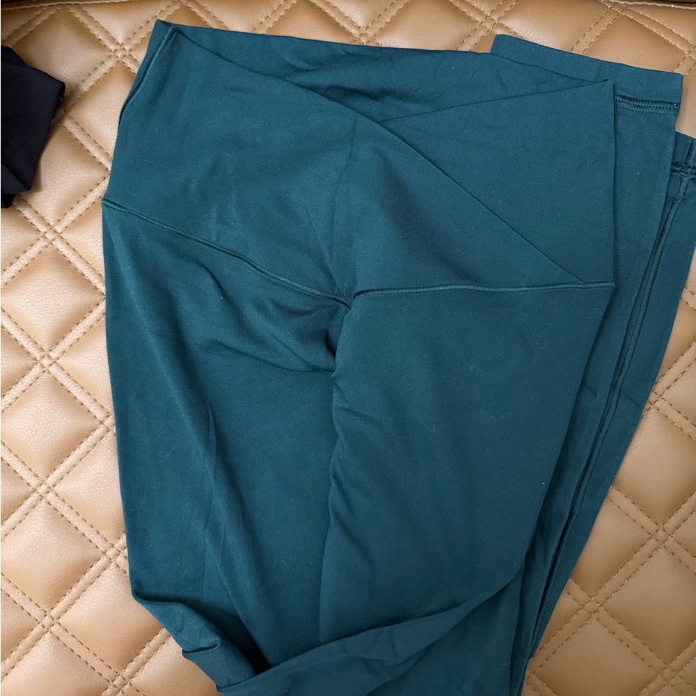 Aerie Offline Crossover Leggings Bundle size M short - Picture 5 of 14